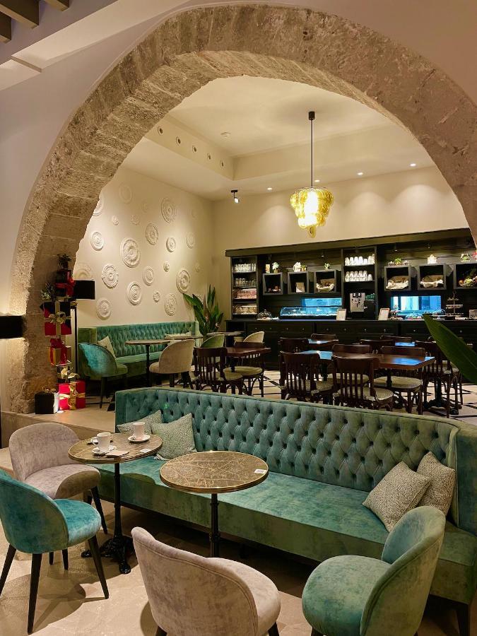 Hotel Basilica 帕爾馬 外观 照片