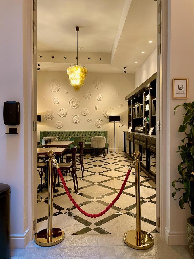 Hotel Basilica 帕爾馬 外观 照片