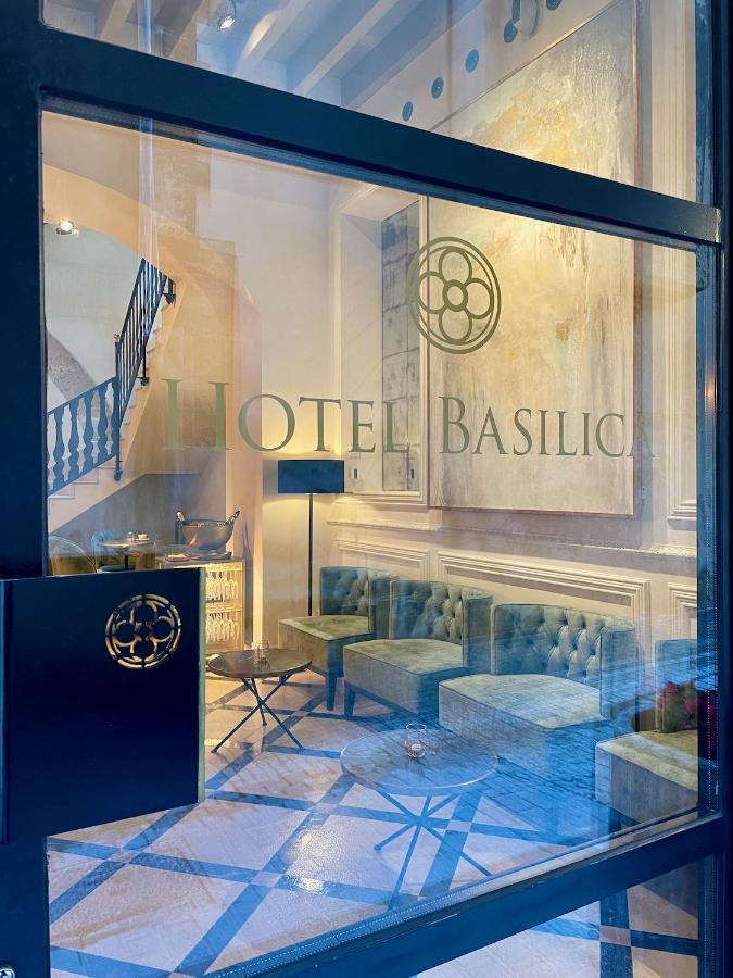 Hotel Basilica 帕爾馬 外观 照片