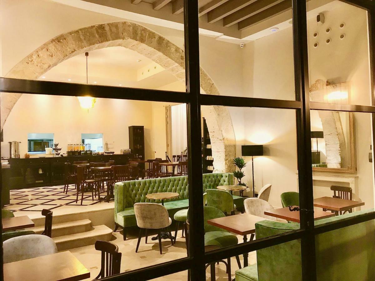 Hotel Basilica 帕爾馬 外观 照片